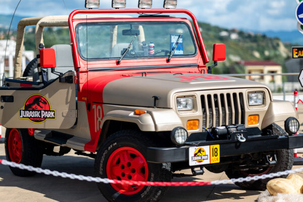Jurassic Park Jeep n.18